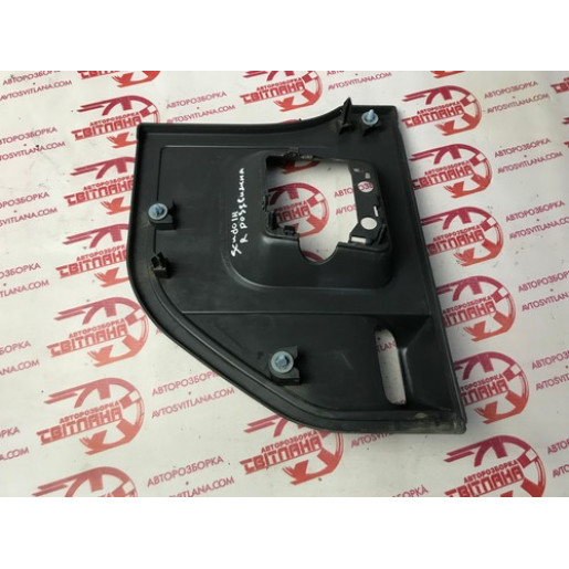 Накладка двері розсувної правої Expert / Scudo / Jumpy 2007- 1400015870